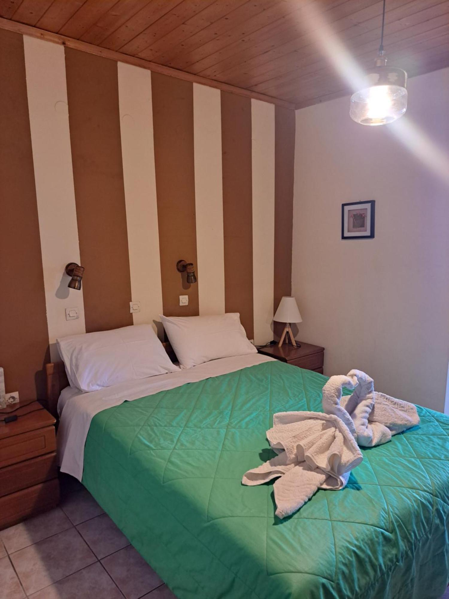 Marinos Studios At Lourdata Village Zewnętrze zdjęcie